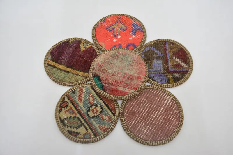 Posavasos redondo bohemio rojo y bronce, posavasos bohemio antideslizante