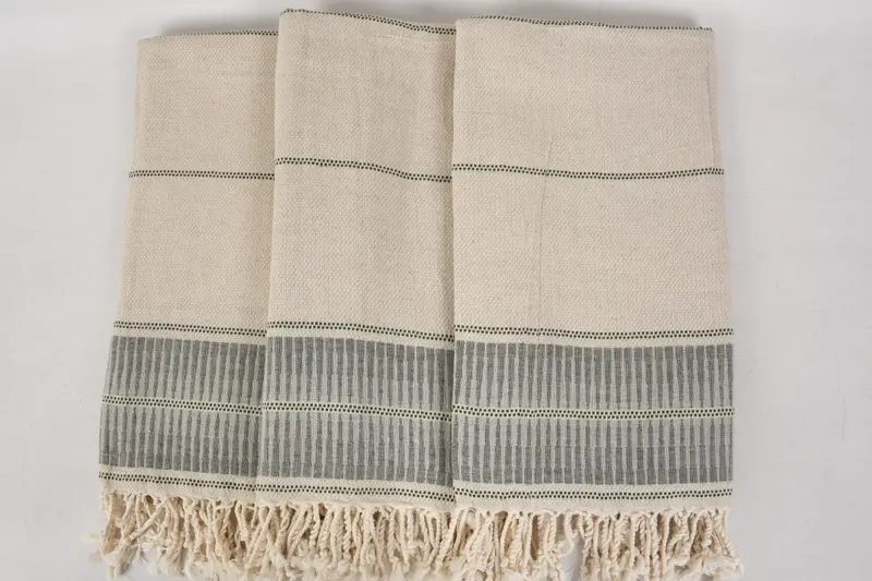 Beach Wedding Favor, Lightweight Turkish towel, 70x40 Cotton Striped Towel, Personalized Towel, Wedding Gift, Family Gift Basket, Maid Of Honor Gift - 3