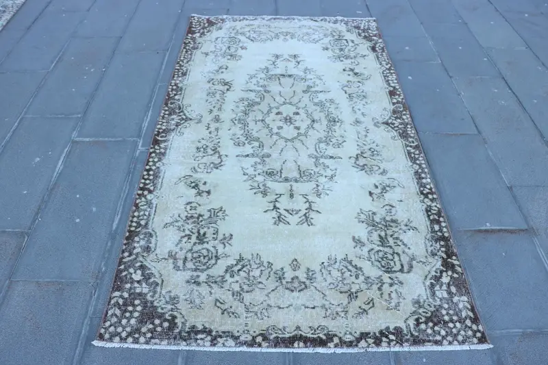 Kahverengi, Yeşil Çiçekli Halı, 3,8x6,9 ft Zarif Dekor