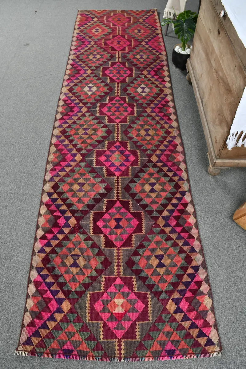 Purple, Green Floral Rug, 2.7x10.5 ft Elegant Decor