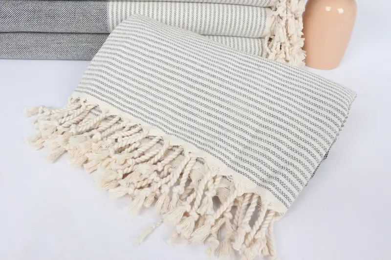 Thin towel, Bridesmaid Gift Towel, Lightweight Turkish towel for beach, Family Gift, Peshtemal Towel, Best Friend Wedding Gift, Beach Towel Bulk - 4