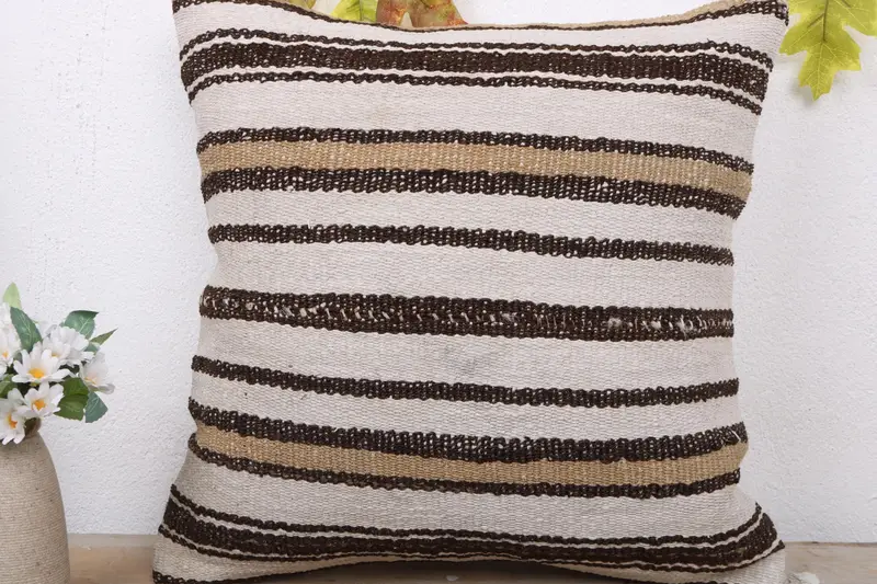 Traditional Pillow Case, Cushion, Shabby Chic Cushion Cover, Pillow for Couch, 18x18 White Cushion Cover, Vintage Pillow, Boho Pillow - 2