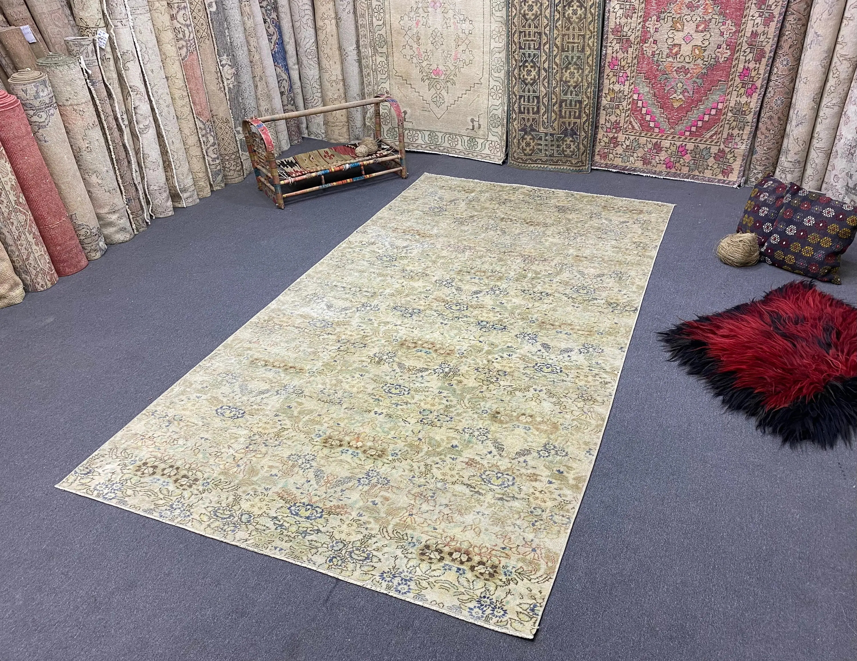 Vintage Büyük Halı 5x9,2 ft (152x281 cm), Türk Mavisi Çiçekli Halı - 1