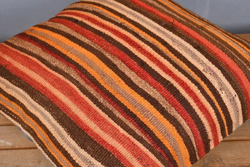 Ethnical Kilim Rug Pillow, 20x20 Red Pillow, Vintage Kilim Throw Pillow, Ethnic Pillow Sham, Pillow Case, Patio Pillow Cover, Boho Pillow - 4