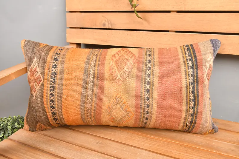 Orange & Braunes Patchwork Kissen, handgemachtes besticktes Kissen