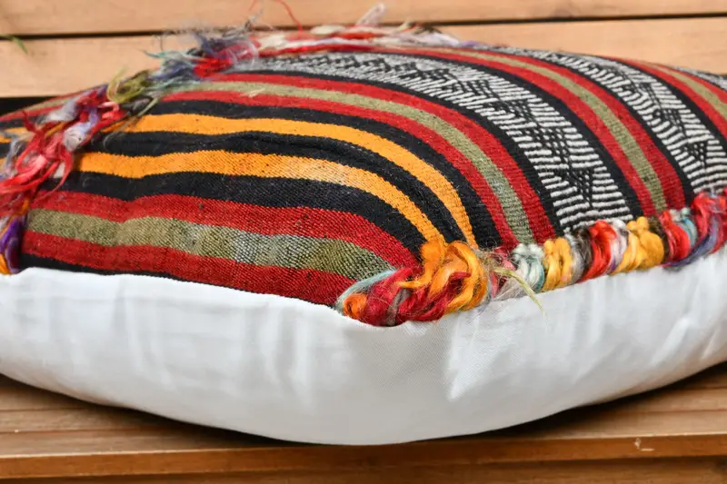 Decorative Throw Pillow Sham, Pillow for Couch, Handmade Pillow Case, 28x28 Red Cushion, Cushion, Gift Pillow, Turkish Kilim Pillow - 3