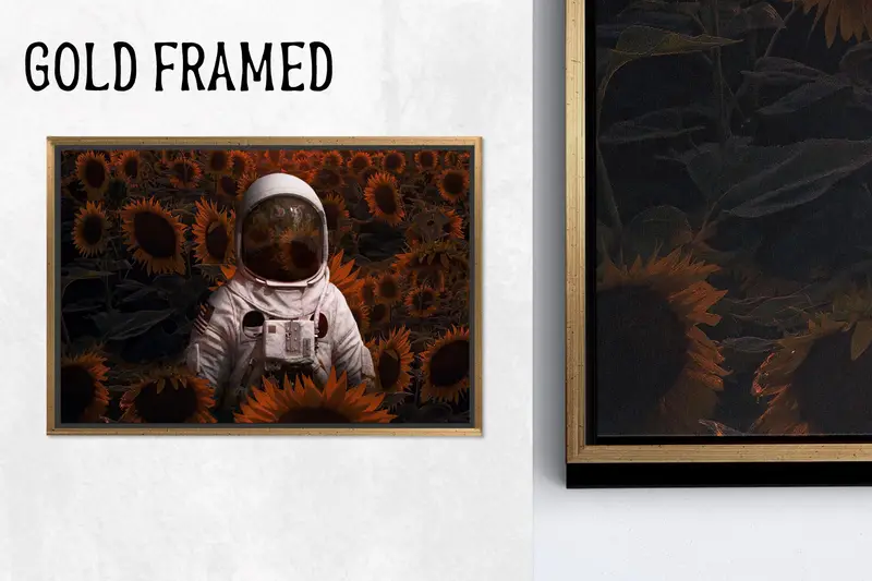 Gerçeküstü Astronot Kanvas Tablo: Ayçiçeği Soyut Sürrealist Kanvas Tablo