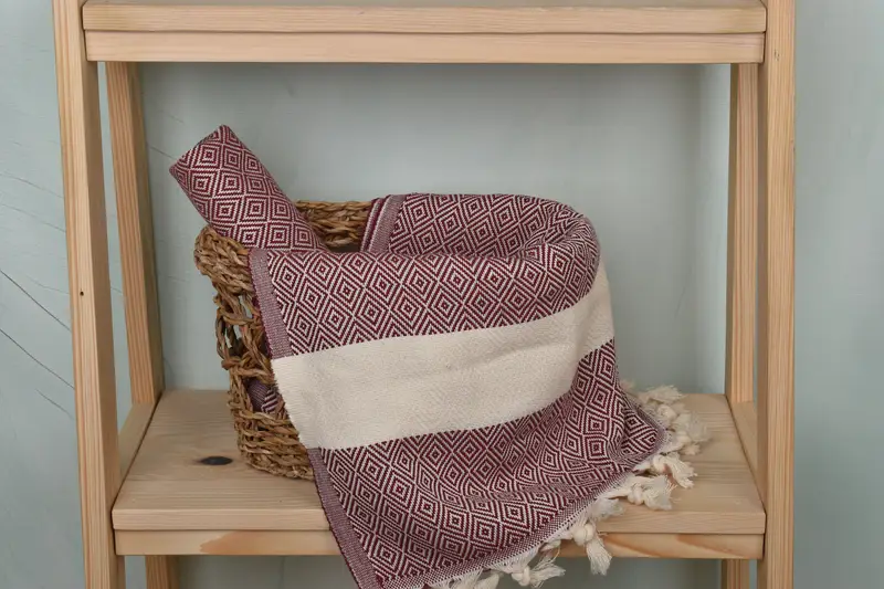 Çalışan hediyeleri, monogramlı el havlu, 36x20 pamuklu elmas havlu, Türk havlu el havlu, nakış havlu, nedime hediyeleri, el yapımı hediye - 4
