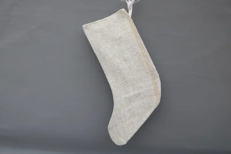 Beyaz Süslü Bej Noel Çorabı, Şenlikli Tatil Çorabı