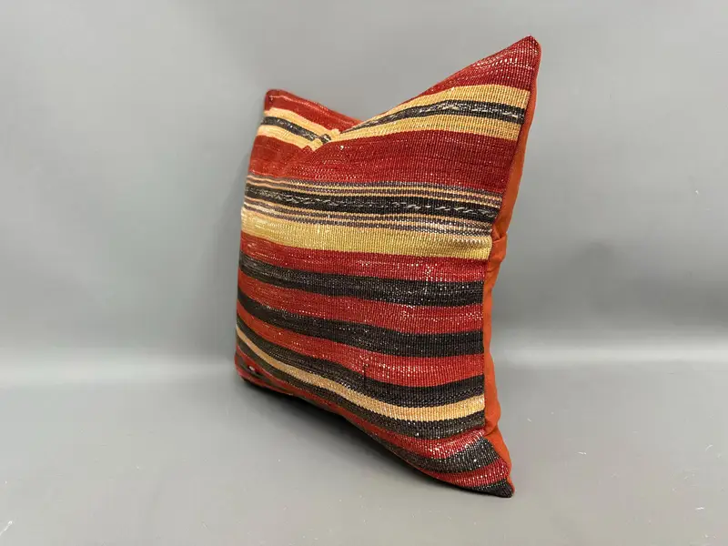 Vintage Kilim Throw Pillow, 18x18 Red Cushion Cover, Kilim Pillow Cover, Pillow Sham, Luxury Pillow Sham, Boho Pillow, Anatolian Pillow Case - 3