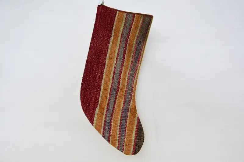 Süslü Kırmızı Noel Çorabı, 9 İnç Geniş Şenlik Çorabı