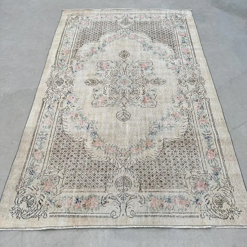 6.3x10.1 ft Vintage Oushak Rug, Turkish Rug, Gray Patchwork Wool Rug - 1