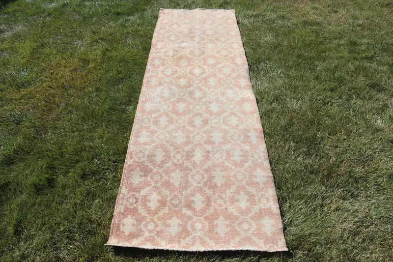 Vintage Türk Halısı, 2.7x9.4 ft Oushak Halı, Pembe Beyaz İkat Yün Halı - 1