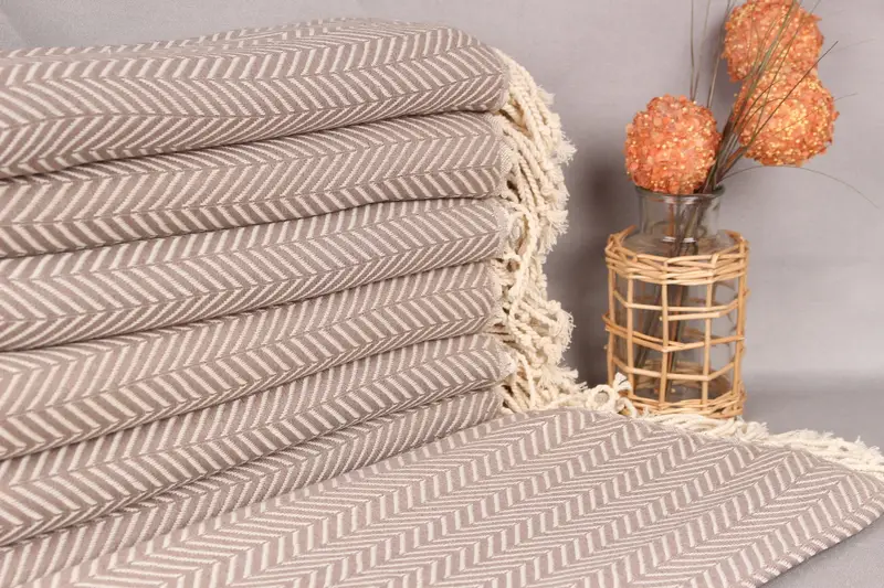 Bath Towel Organic Cotton Beige Chevron, 40x71 Inches