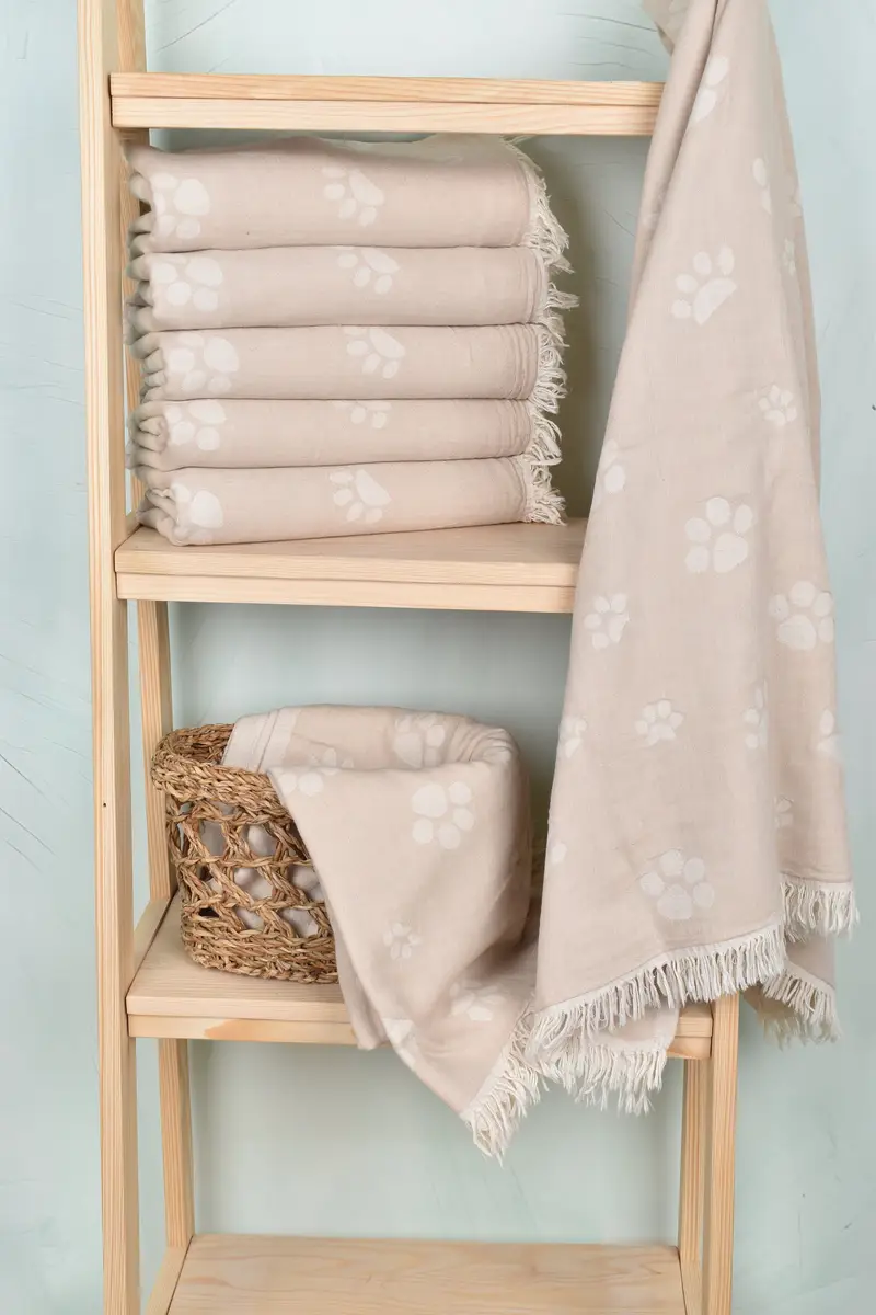 Turkish towel, Bachelor Bachelorette Party Favors, Cotton towel, 70x36 Cotton Paw Design Towel, Grandma Gift, Antibacterial Turkish peshtemal towel - 4