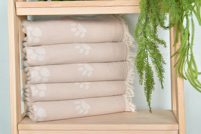 Turkish towel, Bachelor Bachelorette Party Favors, Cotton towel, 70x36 Cotton Paw Design Towel, Grandma Gift, Antibacterial Turkish peshtemal towel - 2