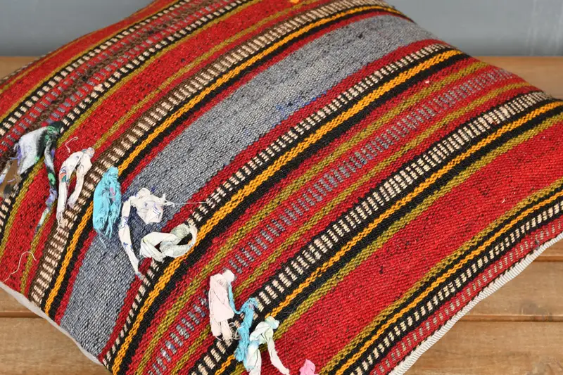 Vintage Kilim Pillow, Pillow for Sofa, Gift Pillow, Shabby Chic Pillow Case, Muted Pillow Sham, Pillow Sham, 18x18 Red Pillow Cover - 3