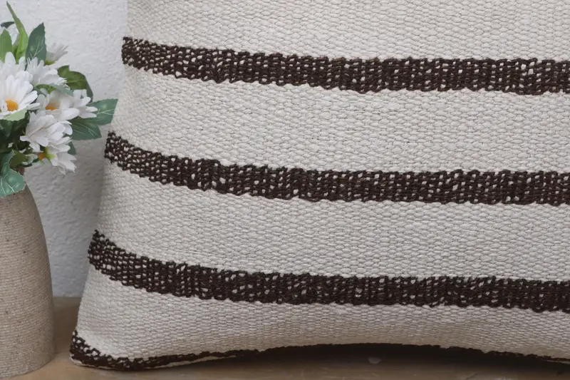 Vintage Pillow, Handmade Kilim Cushion, Muted Pillow Case, 18x18 Beige Cushion Case, Pillow Cover, Turkish Kilim Pillow - 3