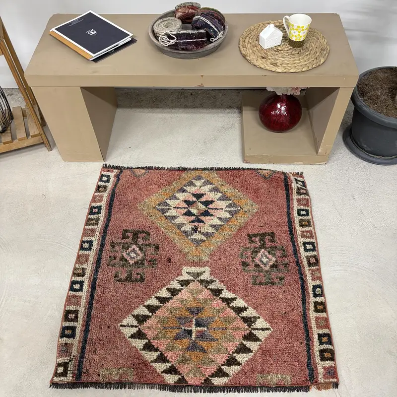 3.2x3.2 ft Rug, Vintage Turkish Rug, Oushak Red Solid Rug - 1