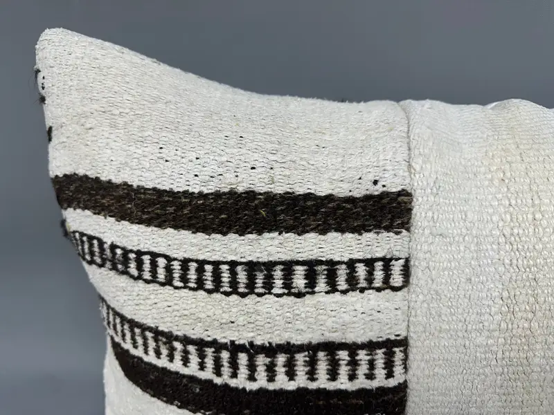 Handmade Kilim Cushion, Turkish Kilim Pillow, Vintage Kilim Throw Pillow, Cushion Cover, 16x36 Beige Cushion, Bright Pillow Sham, Floor Pillow Sham - 5