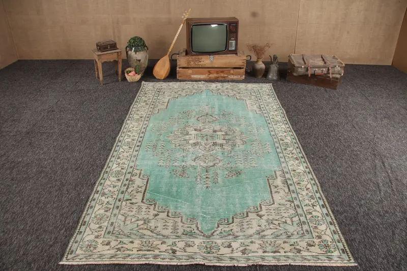 ヴィンテージ 5.9x10.1 フィート ラグ、Oushak トルコラグ、ブルーソリッドラグウール - 1