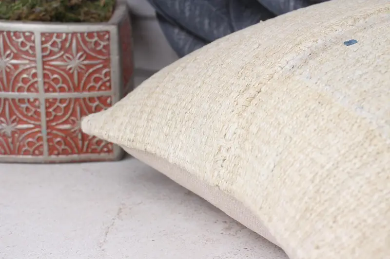 Traditional Cushion Case, 12x12 White Pillow Case, Pillow Cover, Vintage Pillow, Vintage Kilim Throw Pillow, Interior Designer Pillow - 7