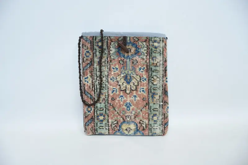 ジッパー開閉ウールショルダーバッグ、キリムバッグ