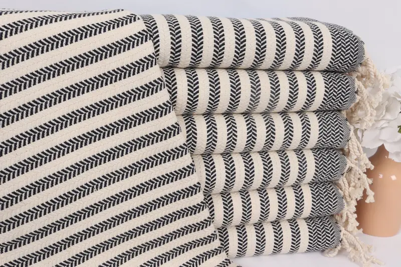 Gift For Mom, Bathroom Towels, Housewarming Gift, Personalized Home Gift Wedding, 40x18 Cotton Chevron Towel, Bridesmaid Gifts, Kitchen Towel - 1