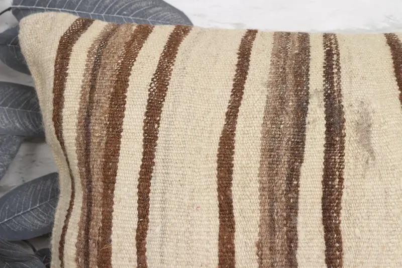 Seat Pillow Cover, 16x24 Beige Cushion Cover, Pillow Sham, Ethnical Kilim Rug Pillow, Boho Pillow, Lounge Throw Pillow Case, Kilim Pillow Cover - 2
