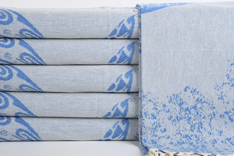 Favores de boda, toalla navideña, regalo para el día de la boda, regalo personalizado, favores de Navidad, toallas de baño pequeñas, toalla estampada de 36x18 de algodón Carretta - 1