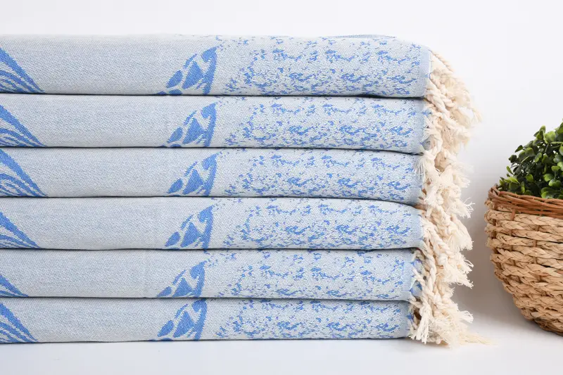 Favores de boda, toalla navideña, regalo para el día de la boda, regalo personalizado, favores de Navidad, toallas de baño pequeñas, toalla estampada de 36x18 de algodón Carretta - 2