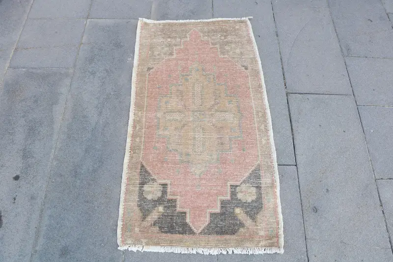 Oushak Rug, 1.8x3.37 ft Turkish Rug, Red Moroccan Rug Wool - 1