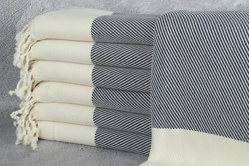 Kişiye Özel Hediye Lacivert Çizgili Banyo Havlusu, Bej, 40x71 İnç