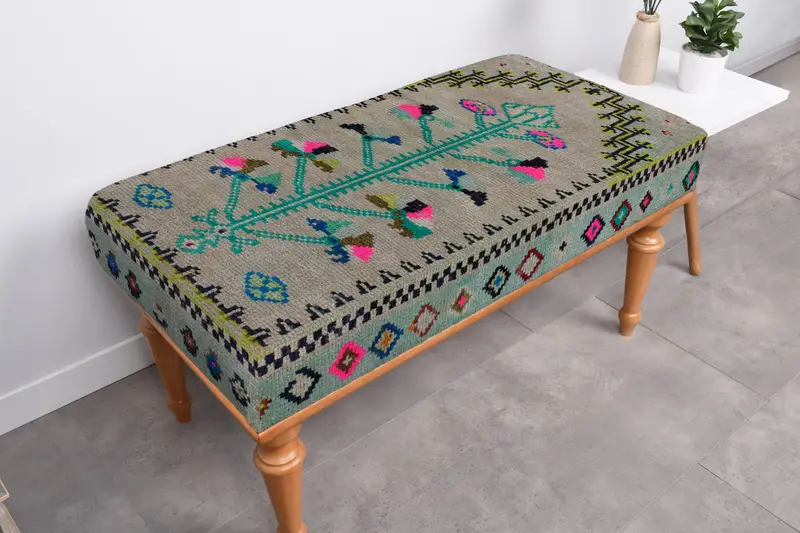 コースタルキリム風のオットマン、多用途のモジュール式オットマン