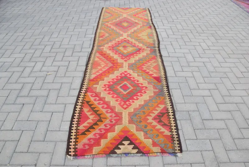 Türkischer Vintage-Herki-Läuferteppich, 3 x 10,2 Fuß, roter Orientteppich aus Wolle - 1