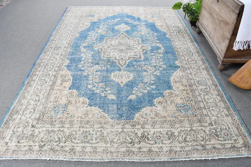 Handmade Blue & Beige Rug, 0.6x0.8 ft Geometric Floral