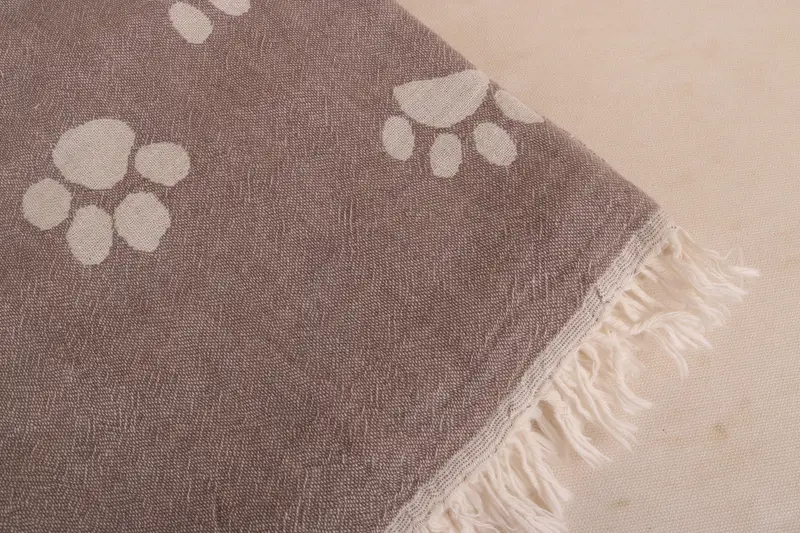 Anniversary Gift For Her, Best Friend Wedding Gift, Gift For Her, Monogrammed Beach Towel, 70x36 Cotton Paw Design Towel, Soft towel - 5
