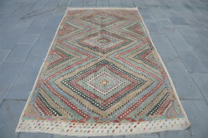Gökkuşağı Hayvan Baskılı Halı, 5,1x9,4 ft Bej Vurgulu
