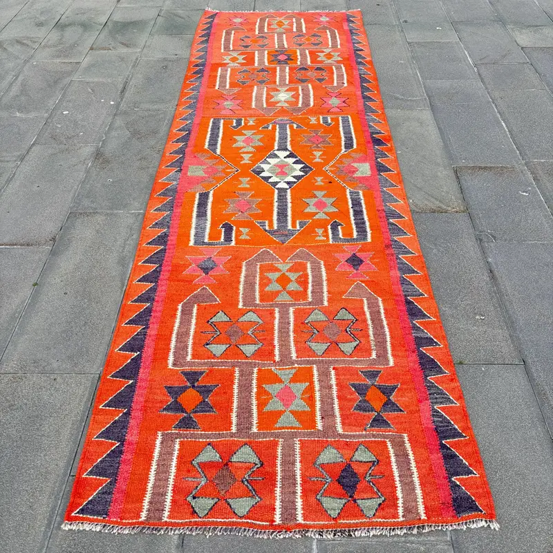 Alfombra naranja vibrante, 3,3x10,5 pies con detalles en violeta