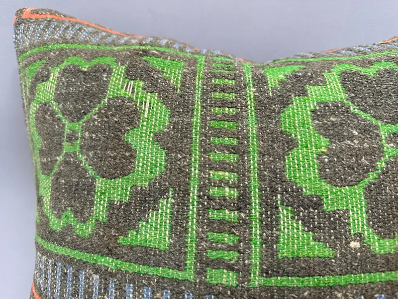 18x18 Green Cushion Case, Vintage Pillow, Cushion Case, Morroccon Kilim Cushion Cushion Case, Ethnical Kilim Rug Pillow, Gift Pillow - 5
