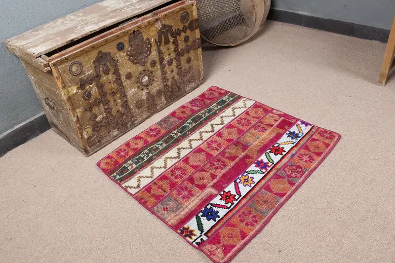 Pink & Orange Rug, 2.5x2.6 ft Botanical Design