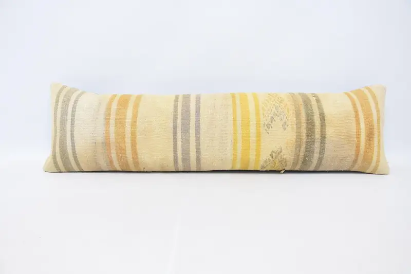 Beige und gelb besticktes Wurfkissen, vielseitiges rechteckiges Kissen