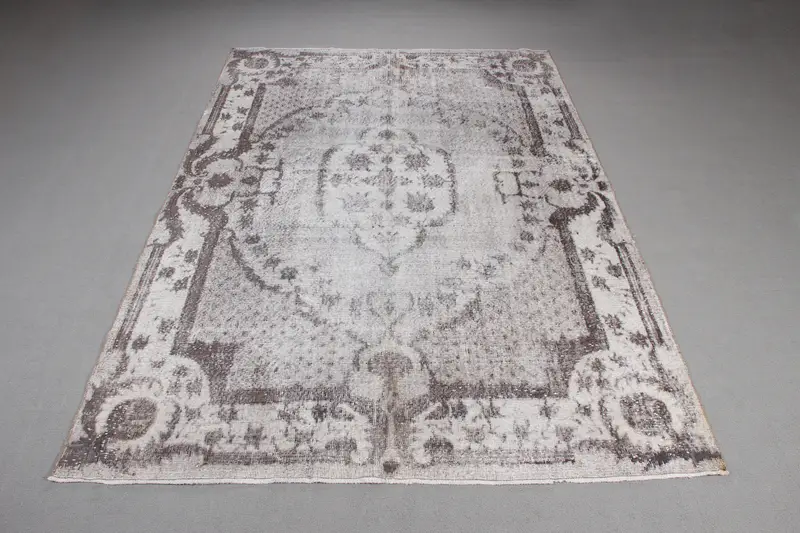 Türkischer Vintage-Teppich 205 x 302 cm, grauer Oushak-Wollteppich - 1