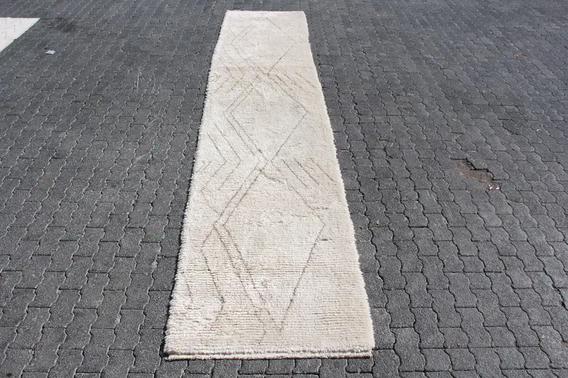 2.9x13.6 ft Rug, Turkish Vintage Runner Rug, White Oushak Wool Rug - 1