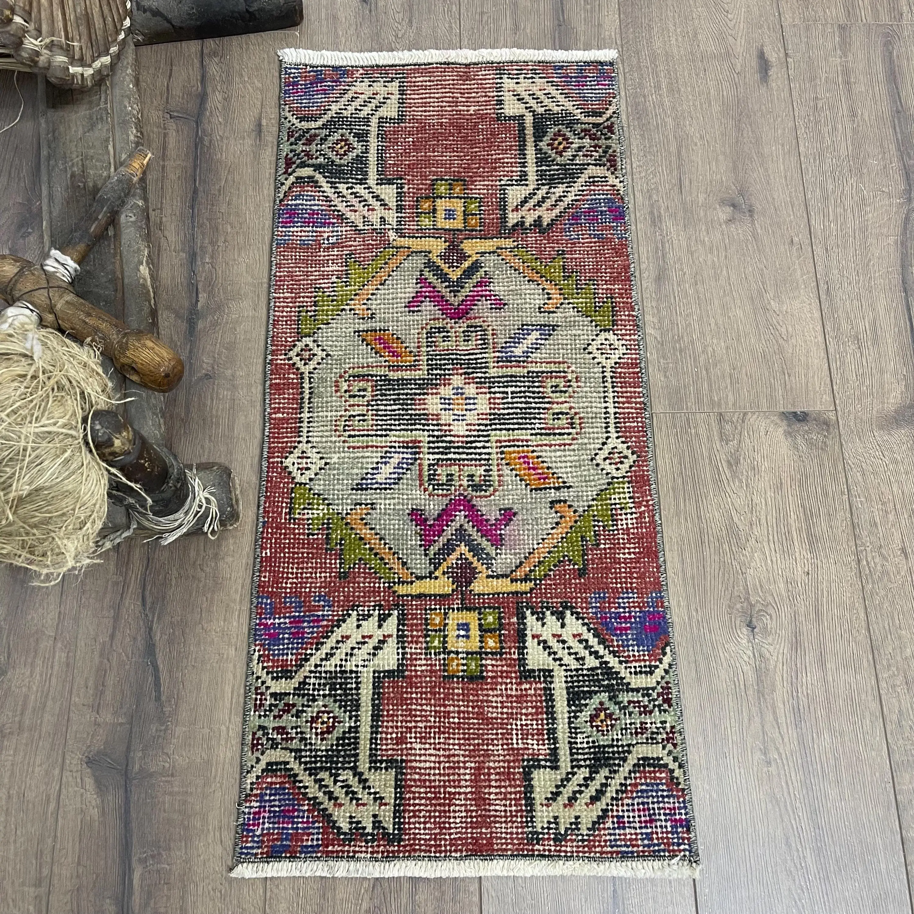 Vintage Turkish Small Rug 1.3x2.8 ft, Red Wool Rug - 1