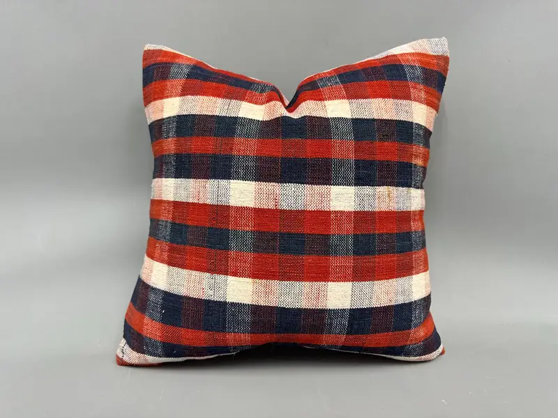 Pillow Cover, 18x18 Red Pillow, Designer Throw Pillow Sham, Turkish Pillow, Vintage Kilim Pillow, Turkish Kilim Pillow, Colorful Pillow Sham - 1