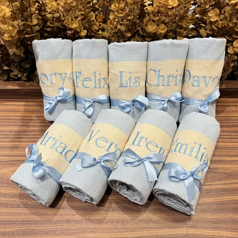 Toalla de algodón turco personalizada, bordada en color beige, 40 x 70 pulgadas