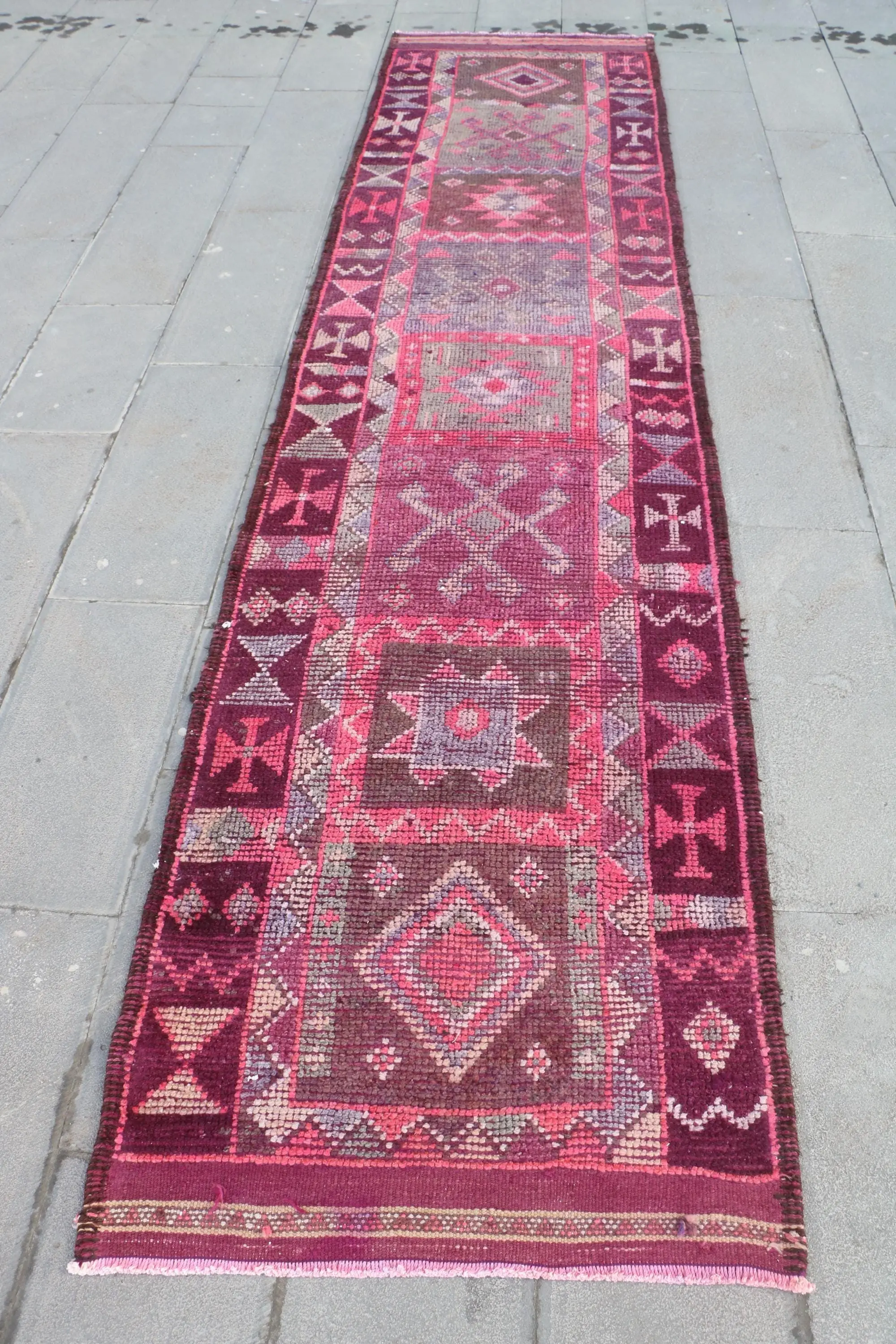 Vintage Turkish Runner Rug 2.9x12.2 ft, Red Pink Wool Rug - 1