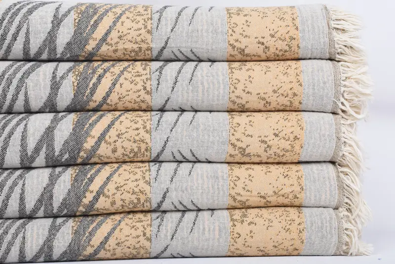 Quick-dry travel peshtemal towel, 78x38 Cotton Floral Design Towel, Bachelorette Favor, Bachelor Gifts, Absorbent Turkish towel, Turkish beach towel - 4
