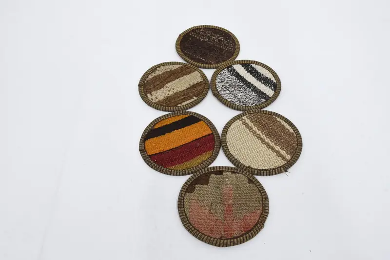 ボヘミアンパターン ラウンドコースター 赤と茶色のコースター